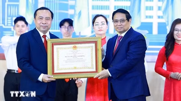 Đại học Quốc gia TP Hồ Chí Minh phải tiên phong trong đào tạo, nghiên cứu