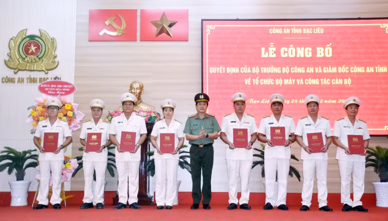 Công bố các Quyết định của Bộ trưởng Bộ Công an về tổ chức bộ máy tại Công an địa phương -0