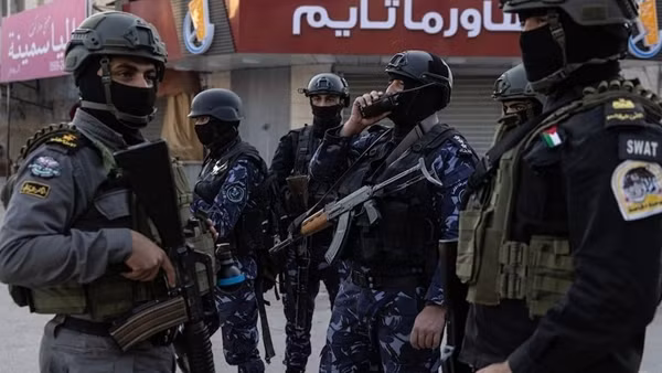 Mỹ đóng băng tài trợ cho lực lượng an ninh Palestine