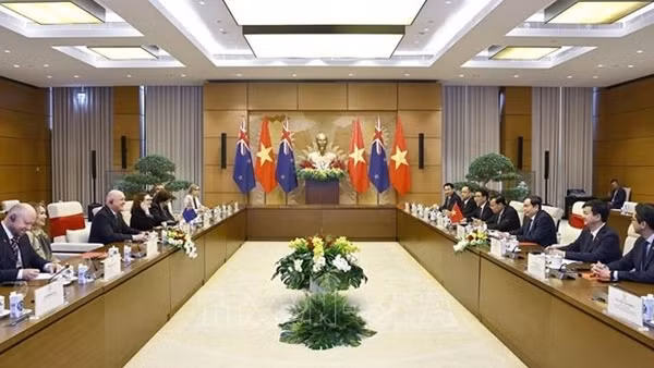 Chủ tịch Quốc hội Trần Thanh Mẫn hội kiến Thủ tướng New Zealand Christopher Luxon