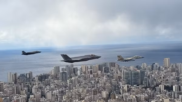 Tiêm kích F-35 của Israel "ra oai" trong lễ tang cựu thủ lĩnh Hezbollah