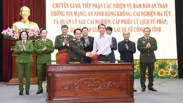 Công an tỉnh Thanh Hóa tiếp nhận một số nhiệm vụ của các sở, ngành