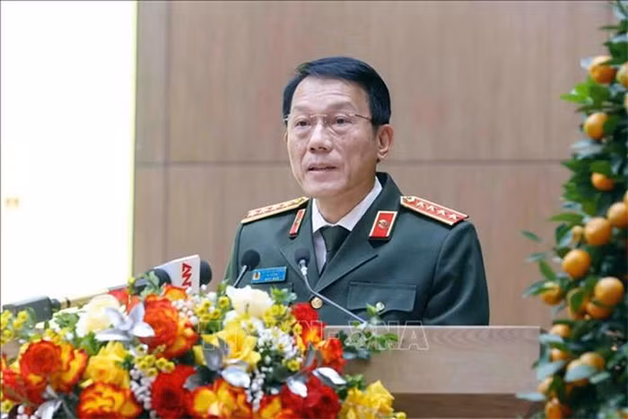Công an tiên phong 