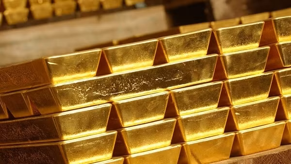 Giá vàng tiếp tục neo ở mức cao