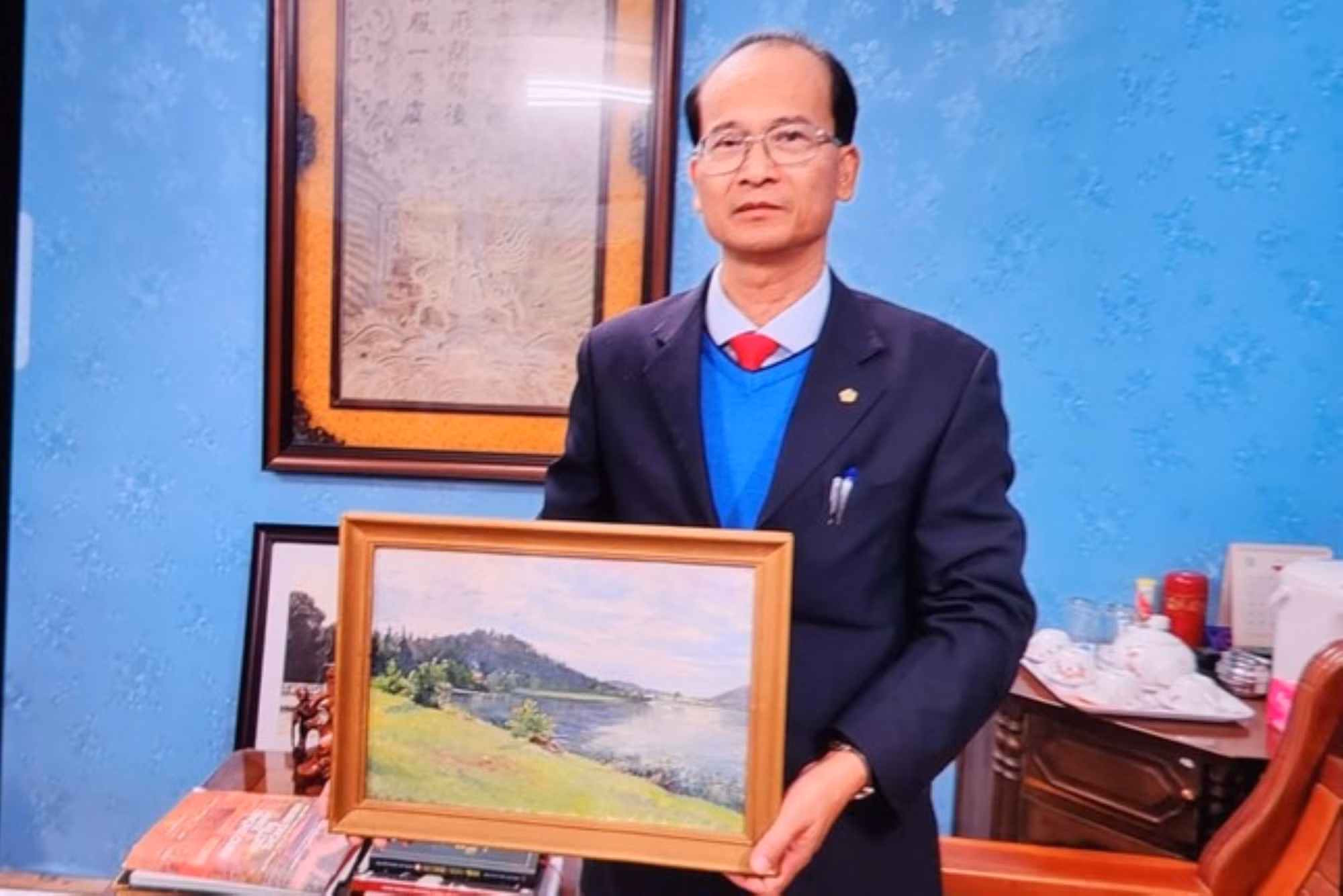 Bức tranh quý vua Hàm Nghi vẽ lúc lưu đày ở Algérie được đưa về Huế trưng bày -0