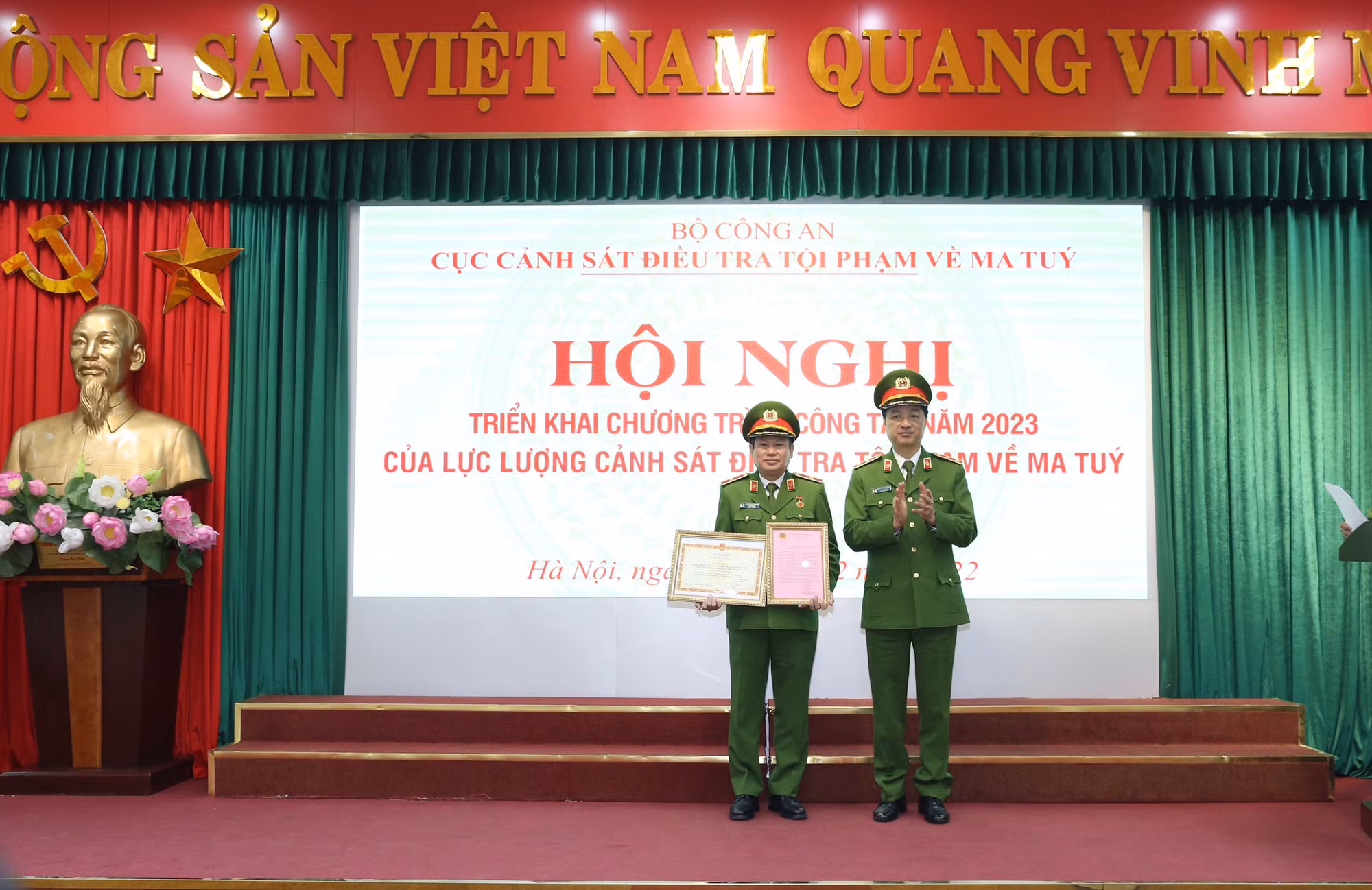 Đấu tranh ngăn chặn có hiệu quả với tội phạm ma túy -0