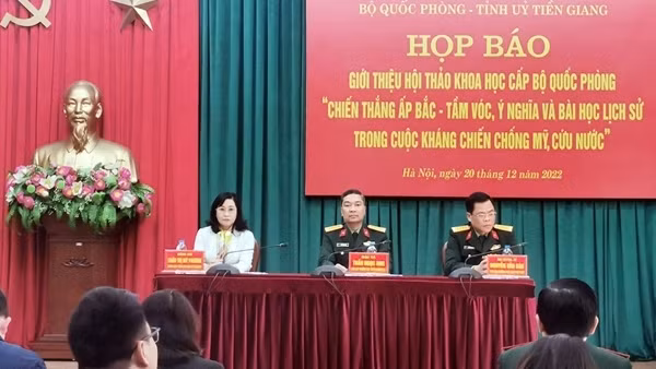Tổ chức hội thảo khoa học 60 năm Chiến thắng Ấp Bắc