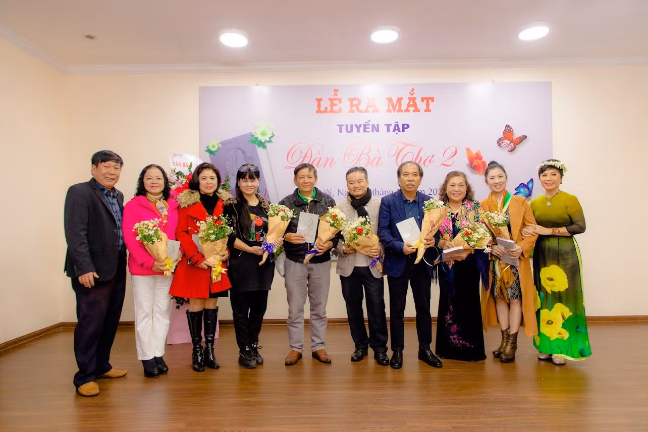 “Đàn bà thơ” Ngôi nhà ấm đón gió thơm về -0