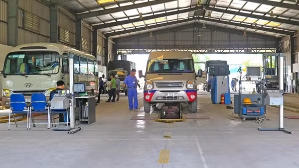 Khẩn trương xem xét, xử lý trách nhiệm đối với các tập thể, cá nhân đăng kiểm vi phạm