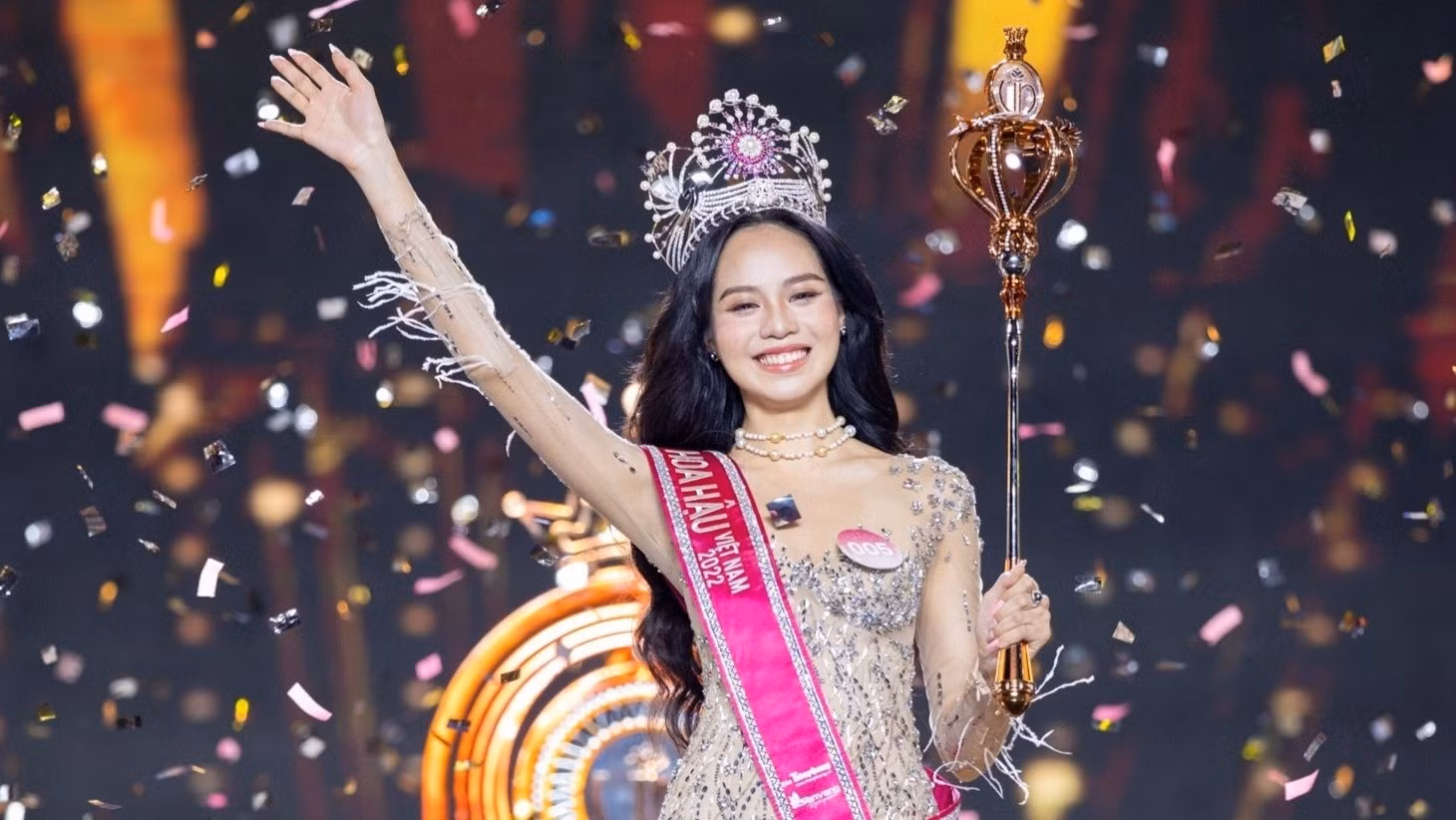 Huỳnh Thị Thanh Thủy đăng quang Hoa hậu Việt Nam 2022 -0