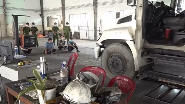Lãnh đạo Bộ Công an gửi Thư khen Công an TP Hồ Chí Minh