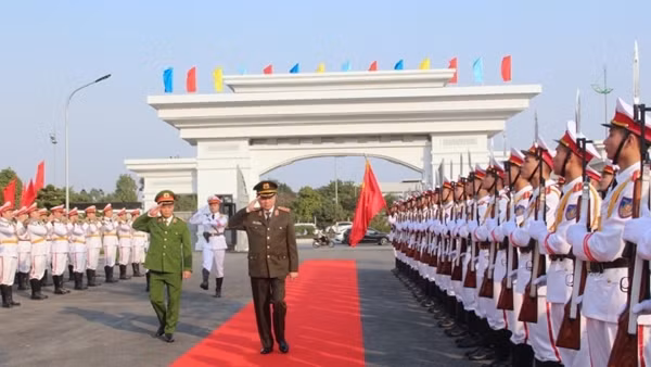 "Giữ tốt, dùng bền" trụ sở mới Bộ Tư lệnh Cảnh sát cơ động