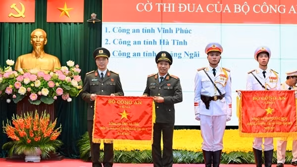 Công an Hà Tĩnh phát huy vai trò xung kích, giữ bình yên cuộc sống