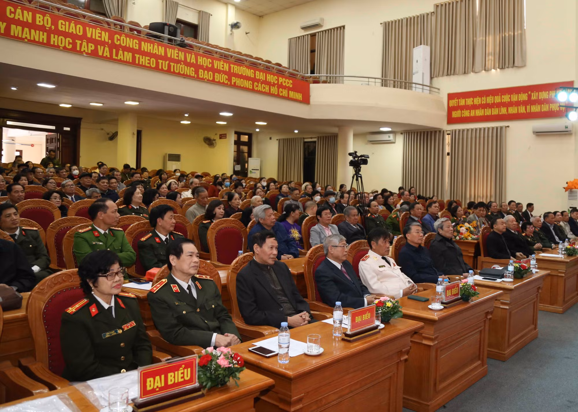 Phát huy hơn nữa vai trò người cán bộ Công an hưu trí khối XDLL CAND -0