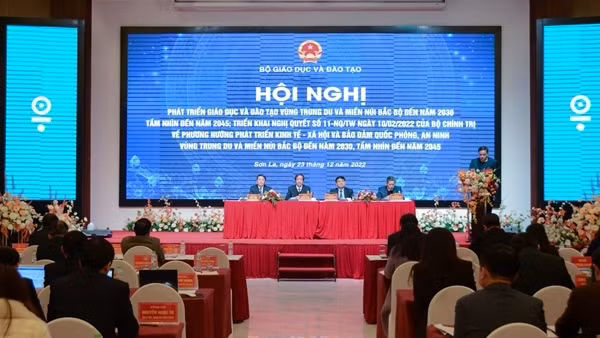 Công cuộc “xóa đói, giảm nghèo” trong giáo dục là vấn đề cần nhìn thẳng
