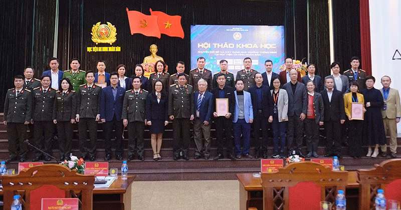 Chuyển đổi số để xây dựng Học viện ANND thông minh -0