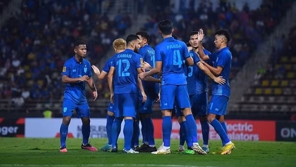 Thái Lan "mở toang" cửa đến bán kết AFF Cup 2022