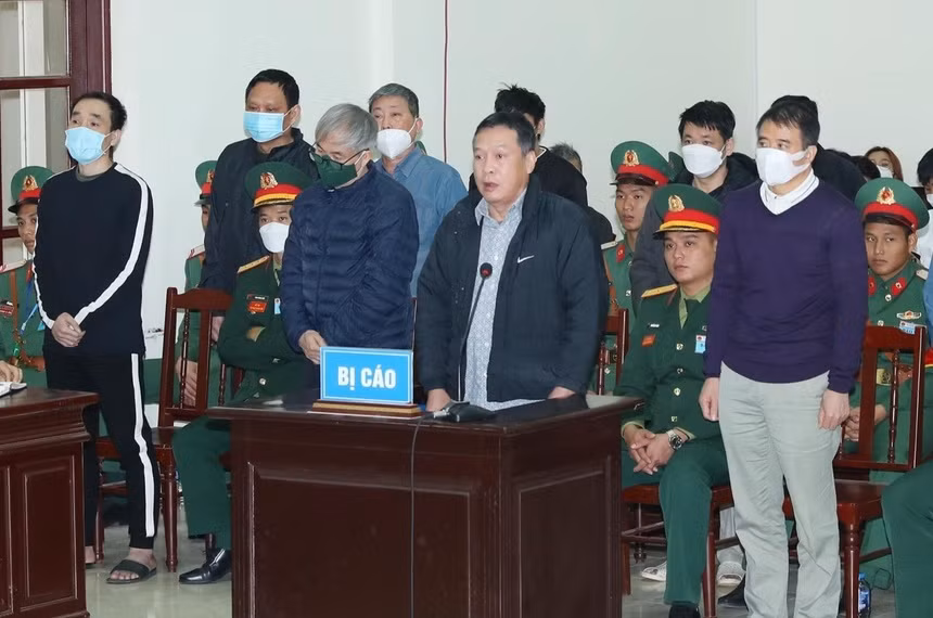Hai cựu Tư lệnh “bảo kê” buôn lậu phân trần gì ở phiên tòa phúc thẩm ? -0