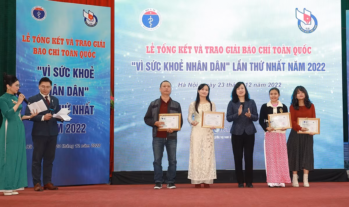Trao Giải Báo chí toàn quốc “Vì sức khoẻ nhân dân” -0