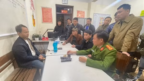 Đã bắt đối tượng vận chuyển ma tuý dùng súng chống trả Công an