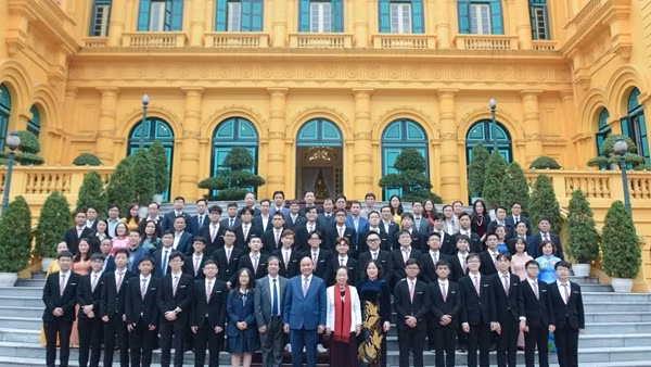 Rèn đức, luyện tài để trở thành công dân toàn cầu, đóng góp dựng xây đất nước