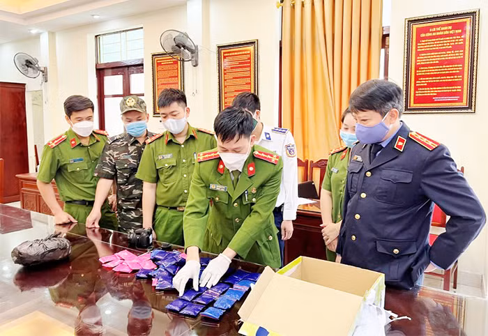 Kiên trì mục tiêu kéo giảm tội phạm, bảo vệ sự bình yên cho nhân dân -0