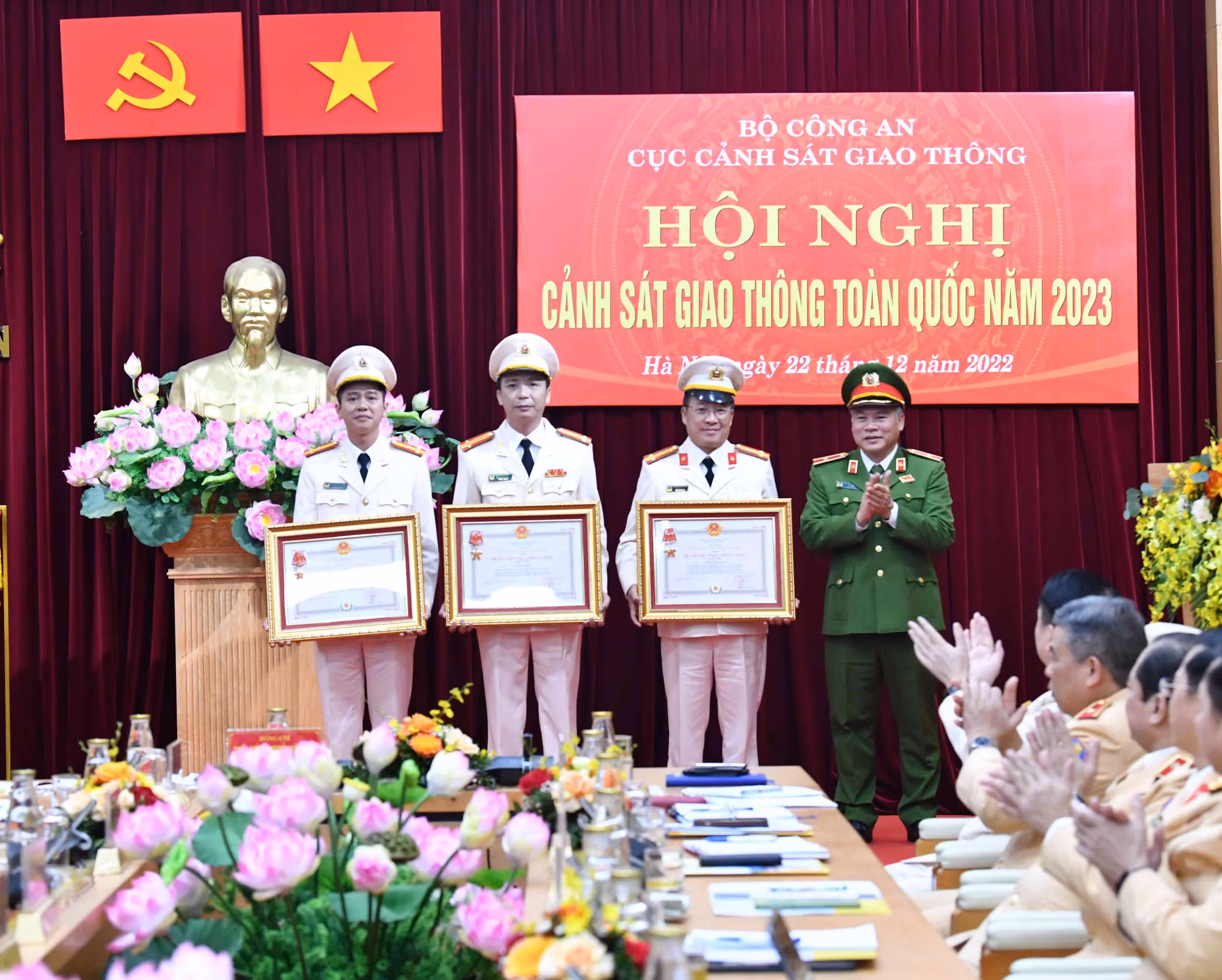Lấy sự an toàn của người dân là mục tiêu hàng đầu trong thực hiện nhiệm vụ của CSGT -0