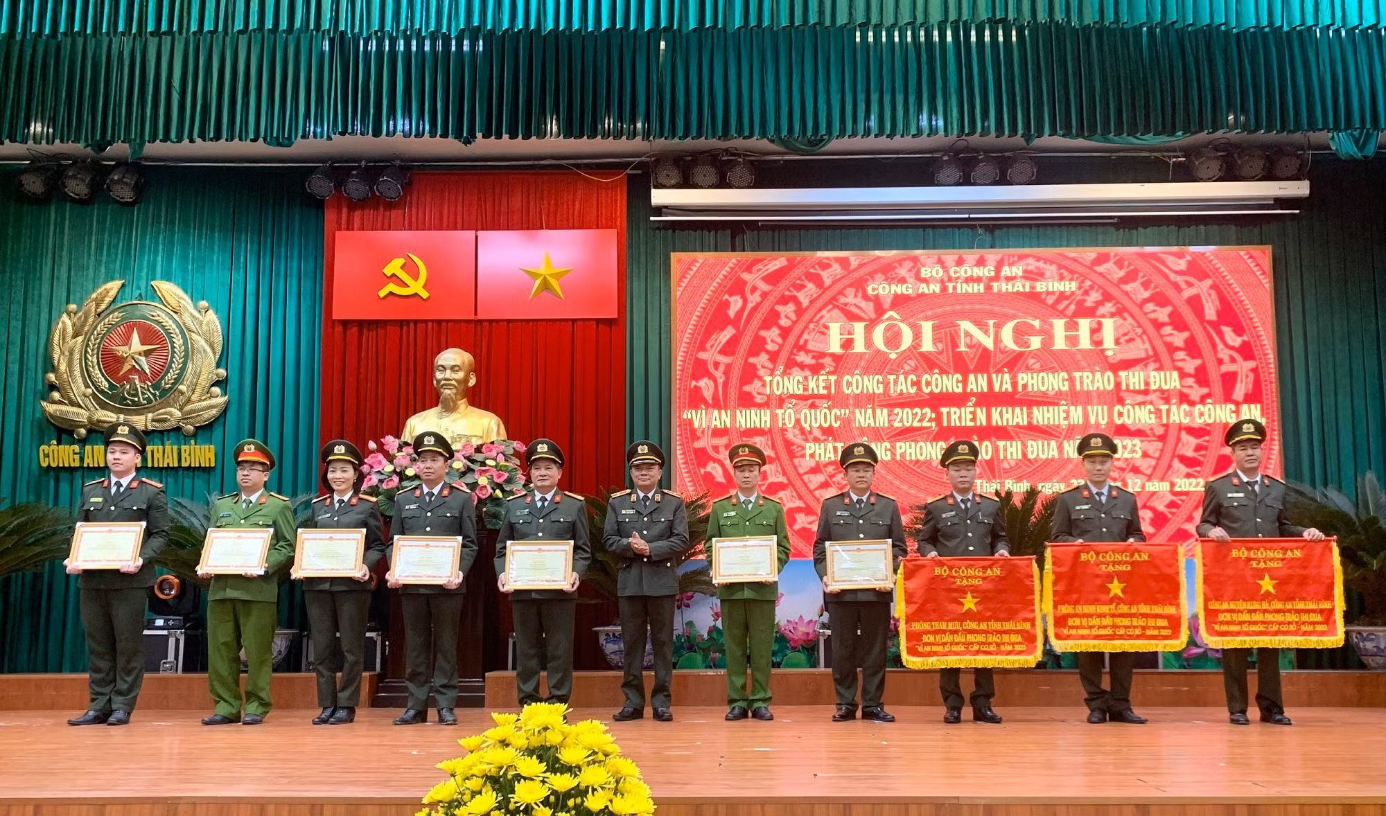 Công an tỉnh Thái Bình triển khai công tác Công an và phong trào thi đua Vì An Tổ quốc năm 2023. -0