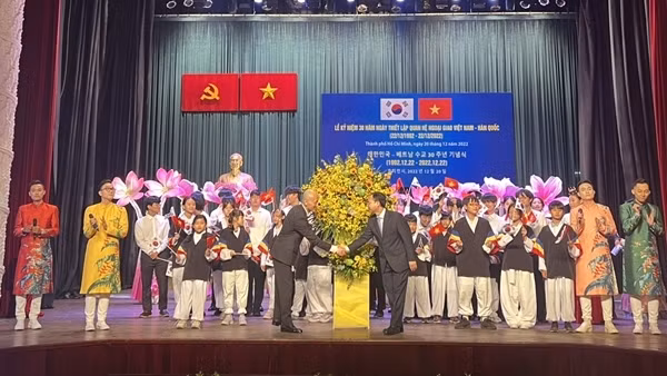 TP Hồ Chí Minh tổ chức lễ kỷ niệm 30 năm thiết lập quan hệ ngoại giao Việt Nam - Hàn Quốc
