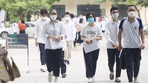 “Rộng cửa” vào đại học bằng chứng chỉ ngoại ngữ trong nước