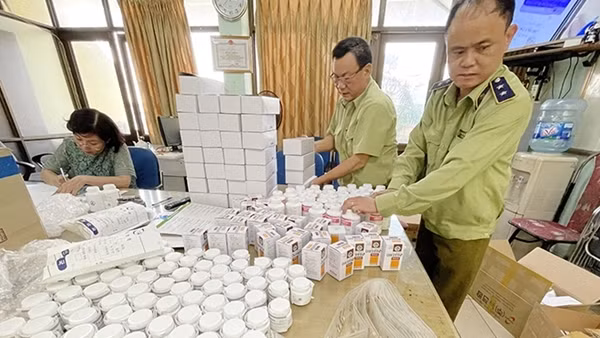 "Ma trận" thực phẩm chức năng giả, kém chất lượng