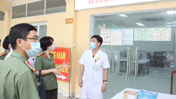 Chuyện về bác sĩ CAND&nbsp;thức trắng đêm cứu bệnh nhân