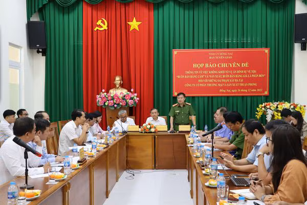 Vì sao không khởi tố vụ án hình sự đối với Công ty Thuận Phong -0
