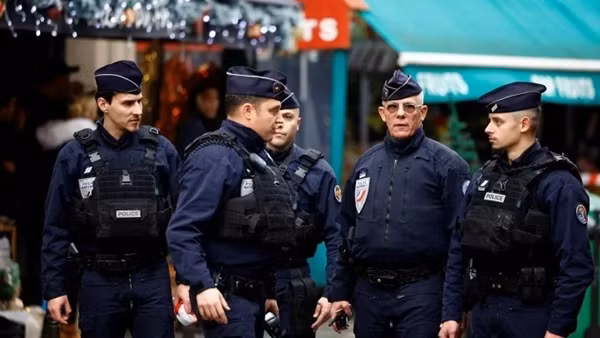 Vừa ra tù, người đàn ông nổ súng điên cuồng ở Paris làm 3 người chết
