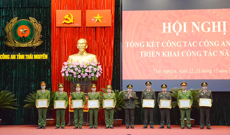 Công an các đơn vị, địa phương triển khai công tác năm 2023 -0