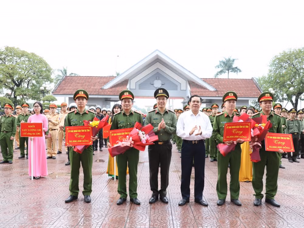 Công an Hà Tĩnh phát huy vai trò xung kích, giữ bình yên cuộc sống -0