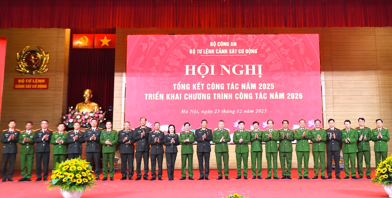 Phát huy vai trò lãnh đạo toàn diện các mặt công tác của lực lượng Cảnh sát cơ động -0