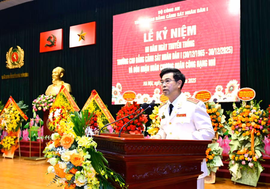 Trường Cao đẳng CSND I kỷ niệm 60 năm ngày truyền thống và đón nhận Huân chương Quận công hạng Nhì -0