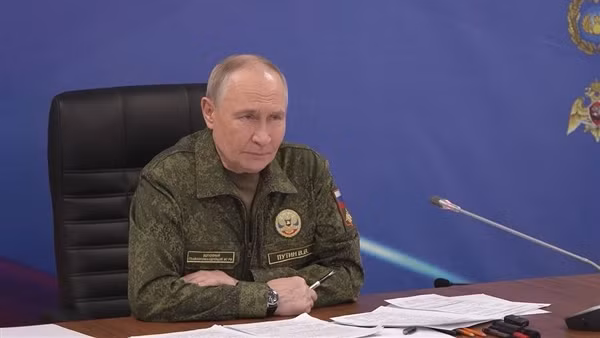 Tổng thống Nga Putin phát cảnh báo tới Ukraine nếu "từ chối hoà bình"