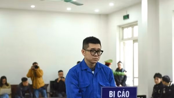 Hoãn phiên tòa xét xử bị cáo Đặng Chí Thành tấn công liên tiếp người phụ nữ ở chung cư