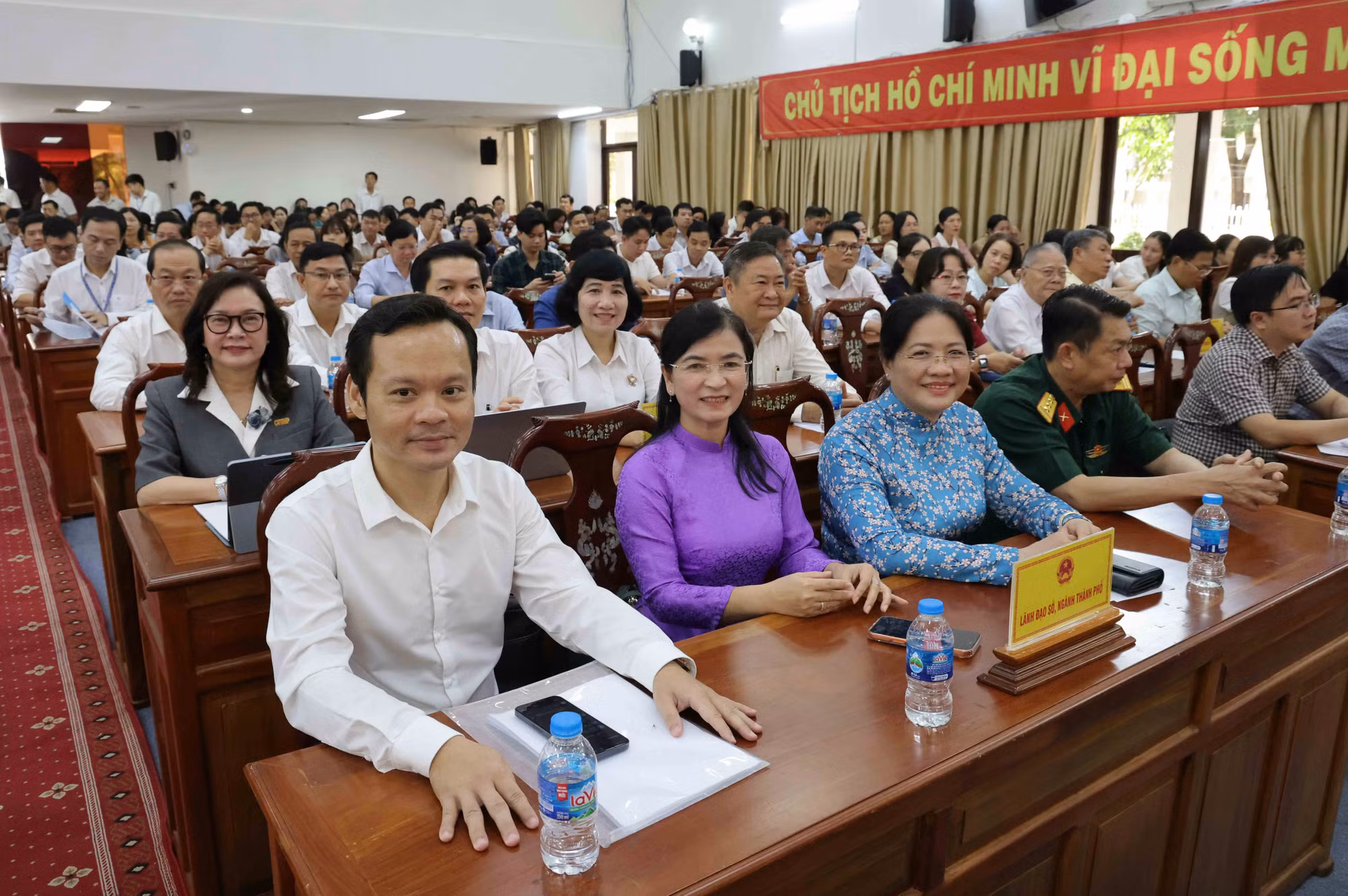 Thủ tướng tiếp xúc cử tri TP Cần Thơ -0