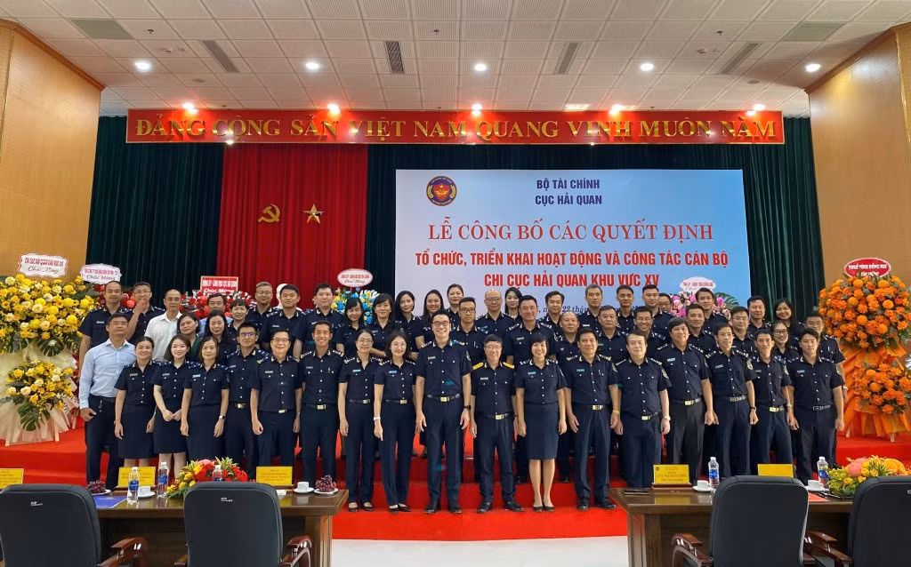 Chi cục Hải quan khu vực XV quản lý địa bàn sân bay quốc tế Long Thành -2
