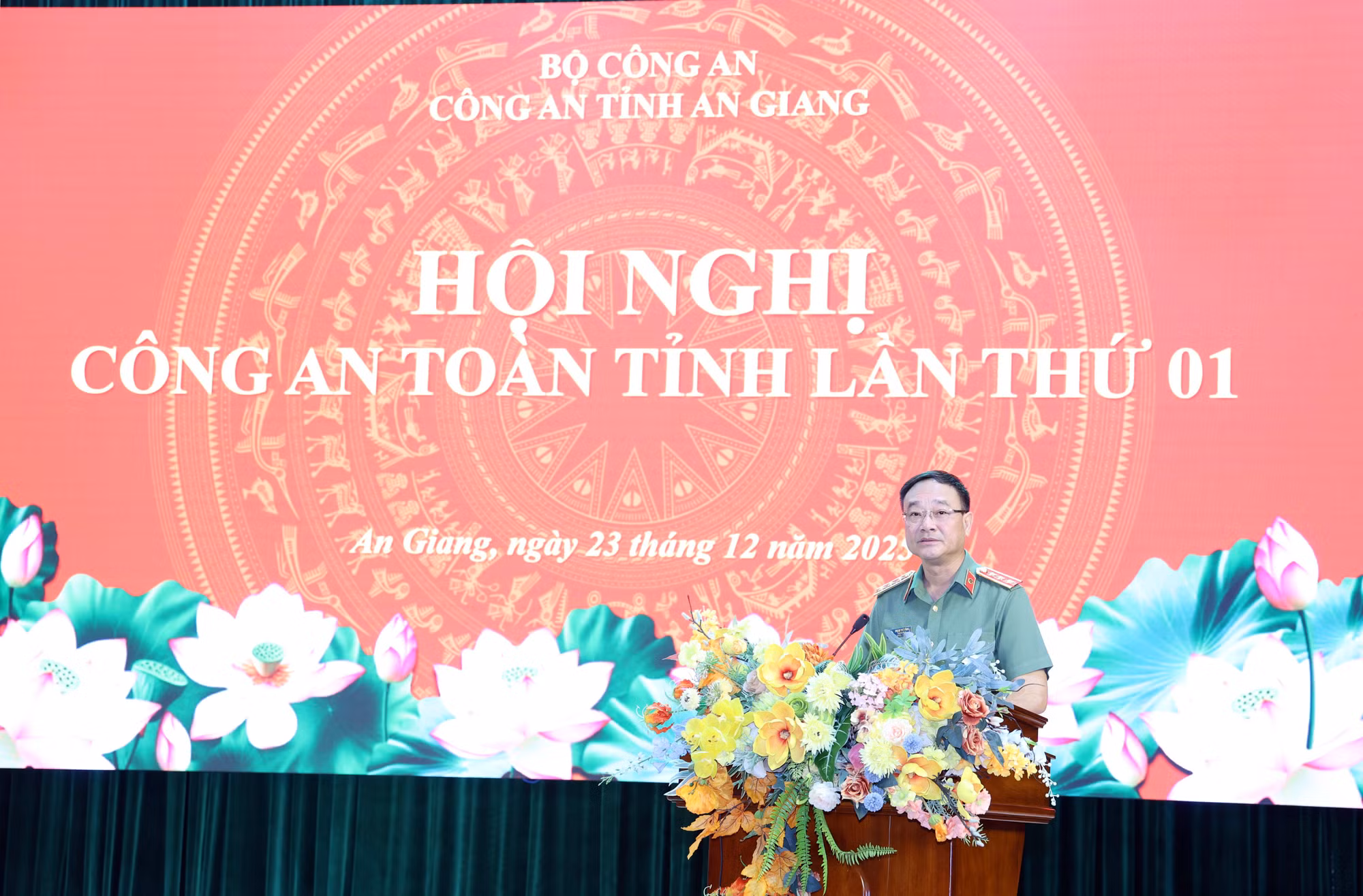 Công an tỉnh An Giang quyết tâm giữ vững ổn định, an ninh, an toàn để tỉnh nhà phát triển -0