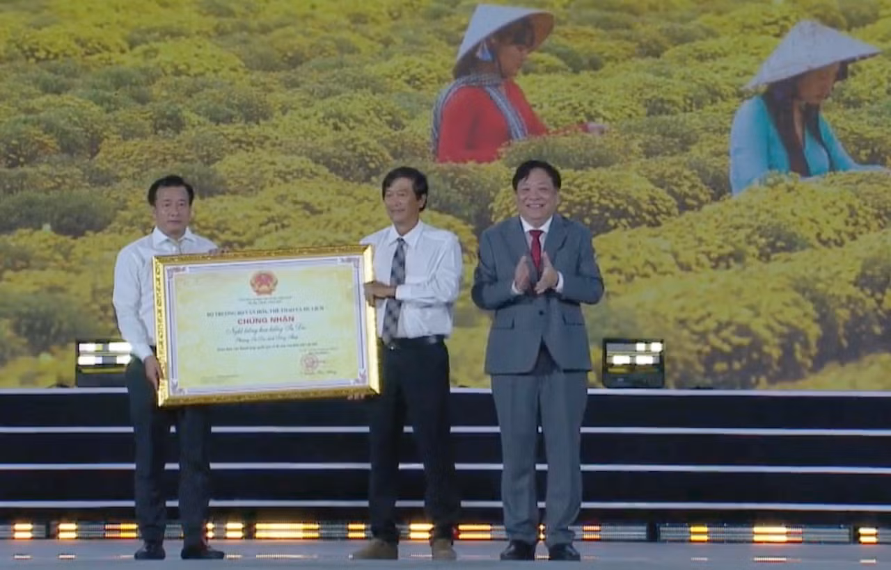 Đồng Tháp: Đảm bảo an ninh an toàn Festival Hoa - Kiểng Sa Đéc -0