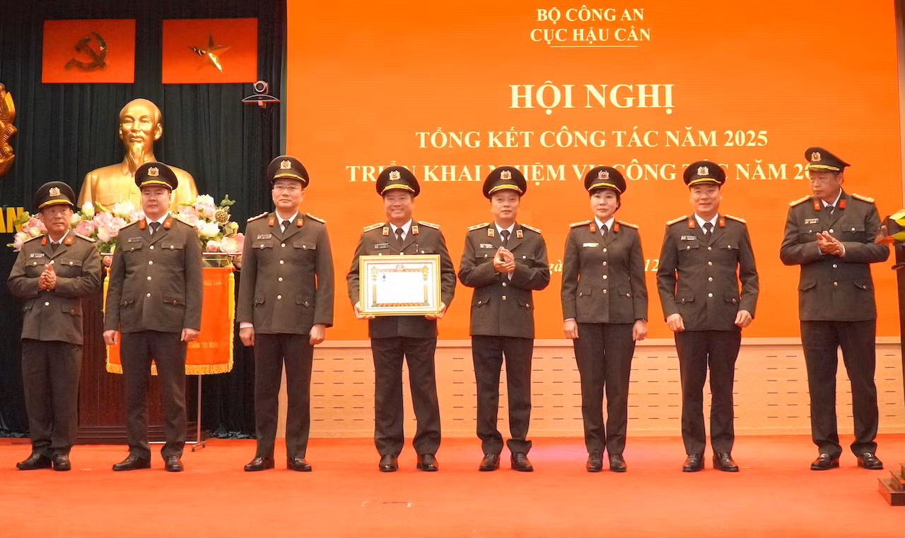 Phát huy vai trò quản lý Nhà nước trong công tác hậu cần, quản trị -1