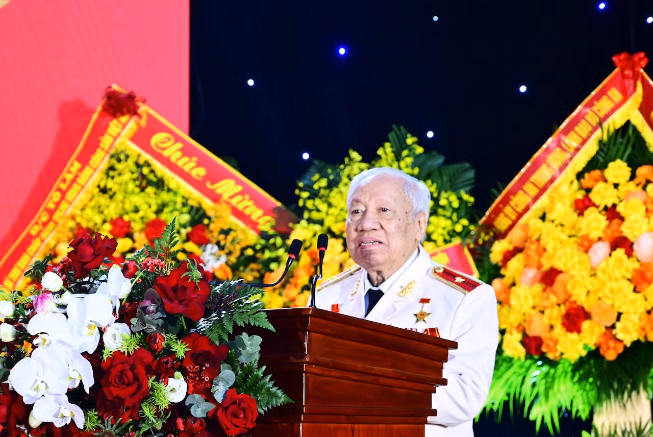 Mãi xứng đáng là 
