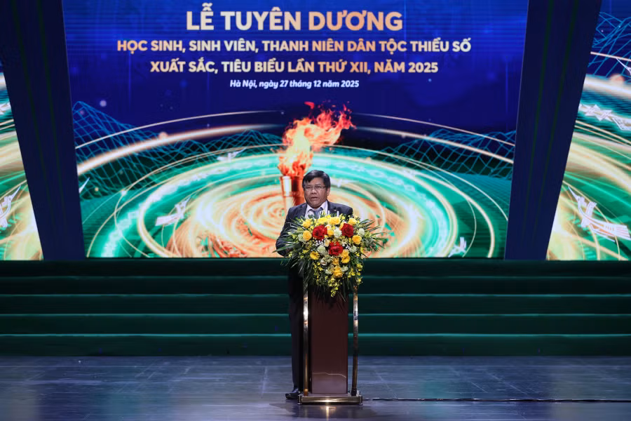 Tuyên dương 150 học sinh, sinh viên và thanh niên dân tộc thiếu số xuất sắc, tiêu biểu năm 2025 -0