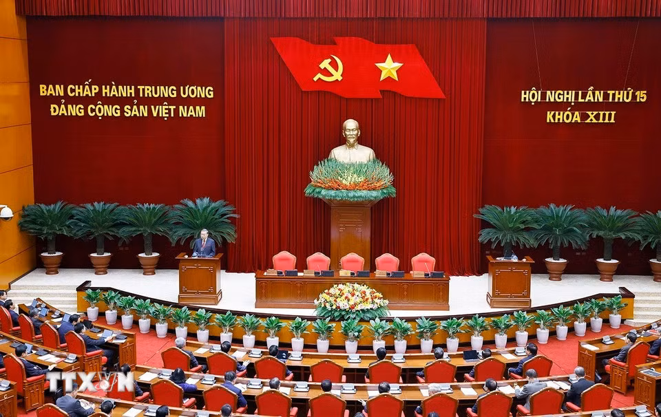 Ngày làm việc thứ hai và bế mạc Hội nghị Trung ương 15 khóa XIII -0