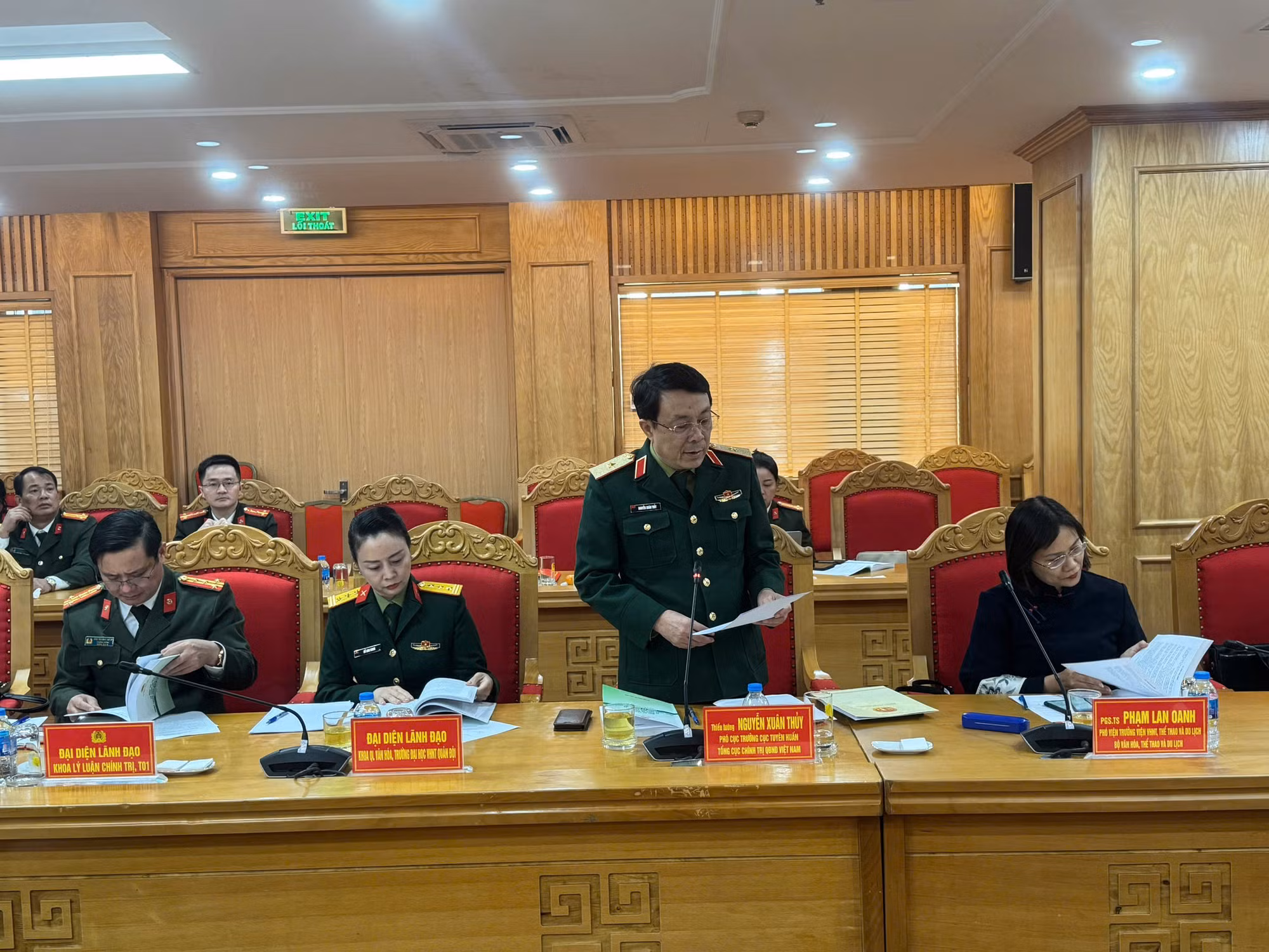 Xây dựng văn hóa Công an nhân dân gắn với rèn luyện, tự soi, tự sửa -0