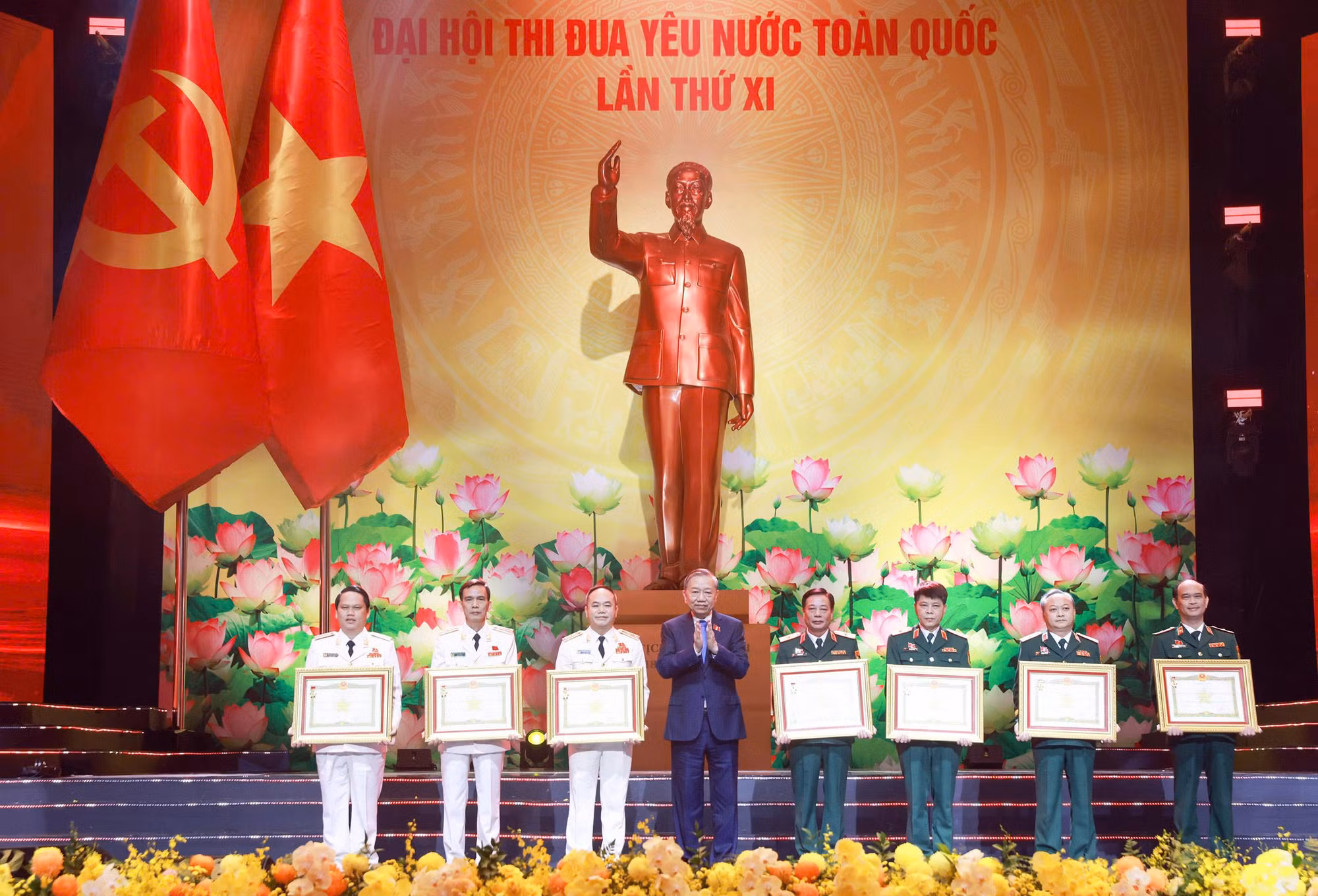 Đưa phong trào thi đua trở thành dòng chảy nhân văn nuôi dưỡng niềm tin, tạo dựng cuộc sống đủ đầy -0